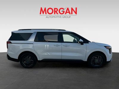 2026 Kia Carnival Hybrid — photo 8 view