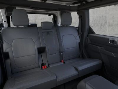 2026 Ford Bronco — photo 11 view