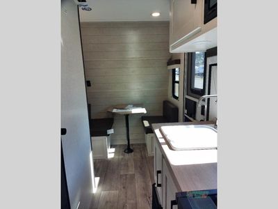 2026 Venture RV Sienna Lite — photo 23 view