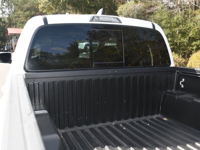 2022 Toyota Tacoma — photo 16 view