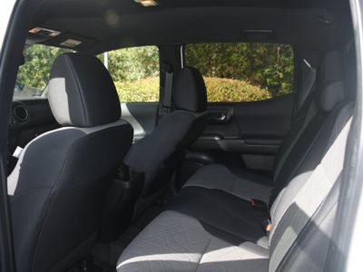 2022 Toyota Tacoma — photo 14 view