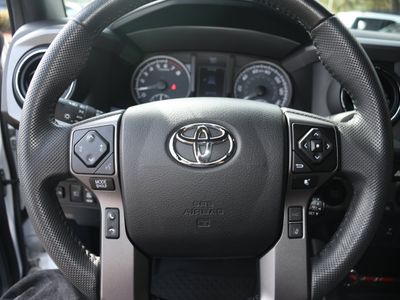 2022 Toyota Tacoma — photo 12 view