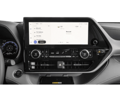 2026 Toyota Highlander Hybrid — photo 15 view