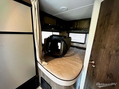 2023 Gulf Stream Conquest Class C - Photo 14