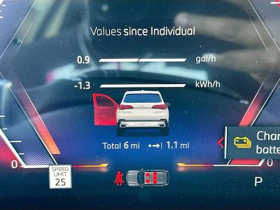 2026 BMW X5 — photo 9 view