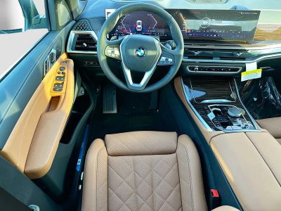 2026 BMW X5 — photo 17 view