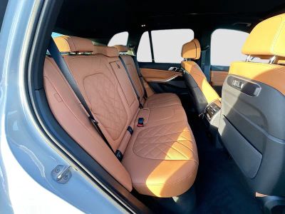 2026 BMW X5 — photo 22 view