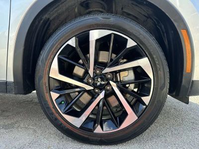 2024 Mitsubishi Outlander — photo 18 view