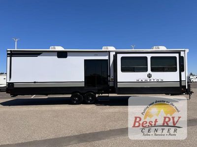 2026 CrossRoads RV Hampton - Photo 8