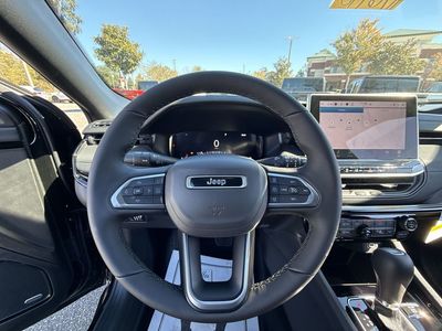 2026 Jeep Compass — photo 13 view