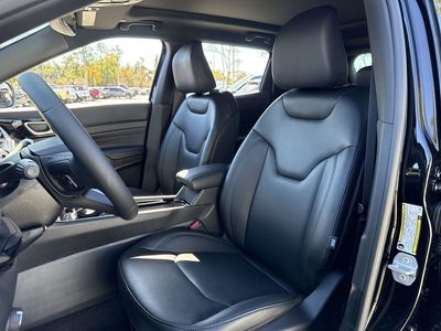 2026 Jeep Compass — photo 11 view