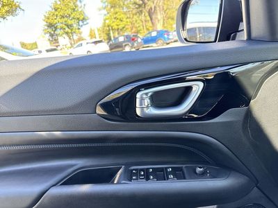 2026 Jeep Compass — photo 12 view