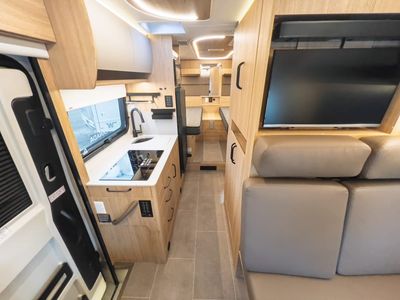 2026 Leisure Travel Vans UNITY - Photo 5