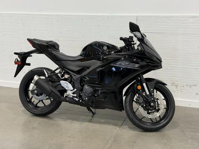 2026 Yamaha YZF-R3 - Photo 3