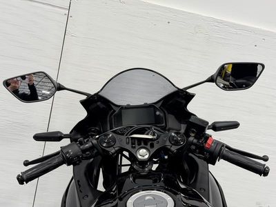 2026 Yamaha YZF-R3 - Photo 13