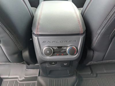 2026 Ford Explorer — photo 16 view