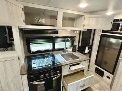 2021 Forest River Geopro G19FBS — photo 16 view