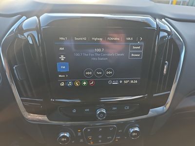 2023 Chevrolet Traverse — photo 11 view