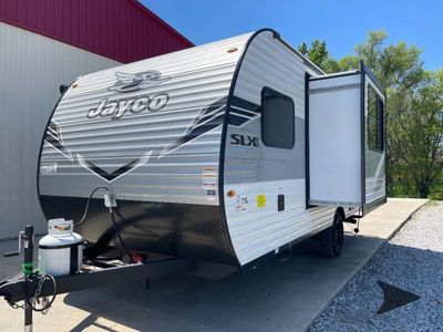 2025 Jayco Jay Flight SLX - Photo 3