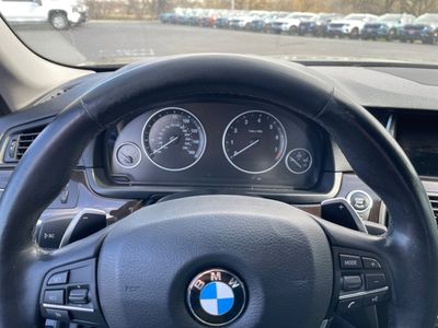 2016 BMW 5 Series — photo 10 view