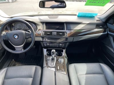2016 BMW 5 Series — photo 13 view