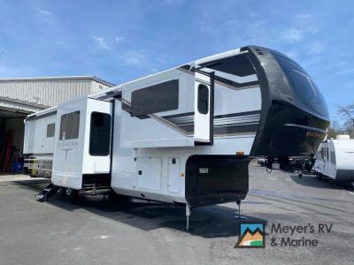 2026 Heartland Bighorn 39FL — front three-quarter view