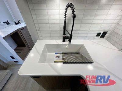 2025 Forest River RV Wildwood X-Lite - Photo 19