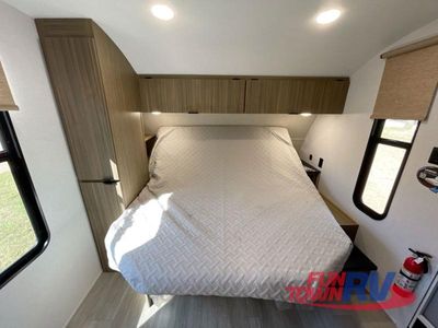2025 Forest River RV Wildwood X-Lite - Photo 37