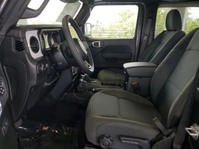 2026 Jeep Wrangler — photo 17 view