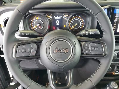 2026 Jeep Wrangler — photo 22 view