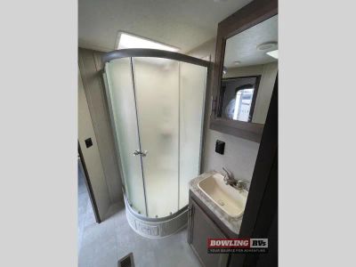 2020 Aurora 33RLTS — photo 19 view