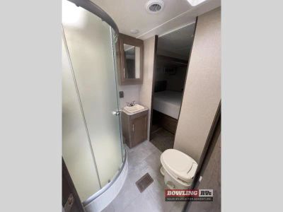 2020 Aurora 33RLTS — photo 18 view