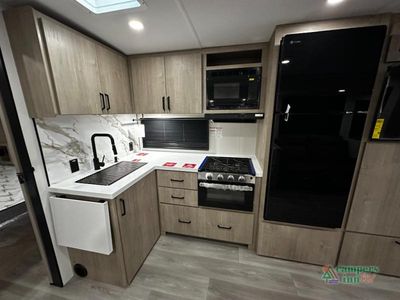 2026 Grand Design Imagine — photo 17 view
