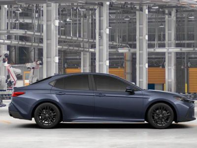 2026 Toyota Camry - Photo 14