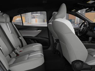 2026 Toyota Camry - Photo 21