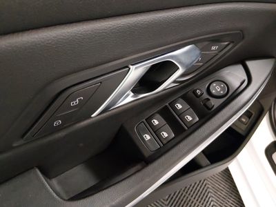 2024 BMW 3 Series - Photo 22