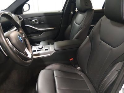 2024 BMW 3 Series - Photo 27