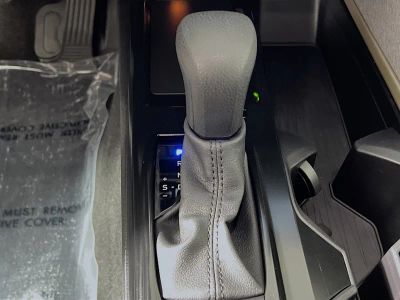 2025 Toyota Camry — photo 21 view