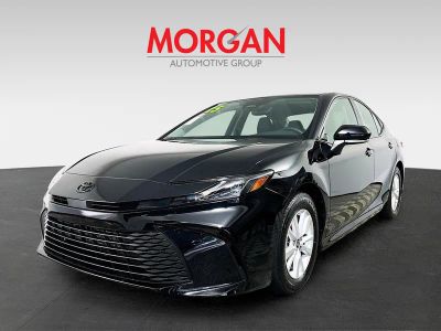 2025 Toyota Camry — photo 7 view