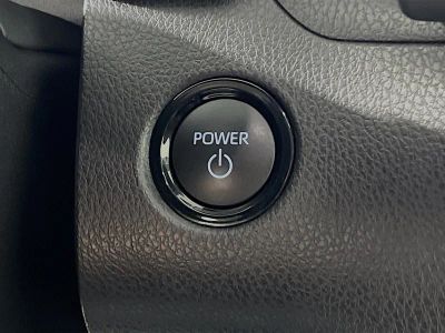 2025 Toyota Camry — photo 20 view