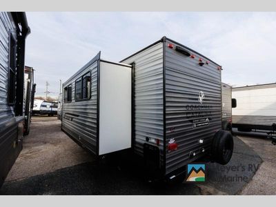 2025 Coachmen RV Catalina Summit Series 7 - Photo 5