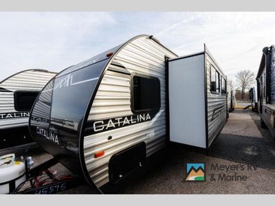 2025 Coachmen RV Catalina Summit Series 7 - Photo 3