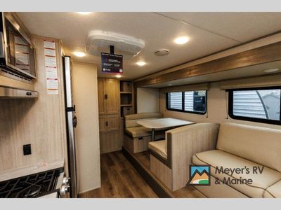 2025 Coachmen RV Catalina Summit Series 7 - Photo 7