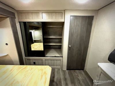 2023 Coachmen Catalina — photo 9 view