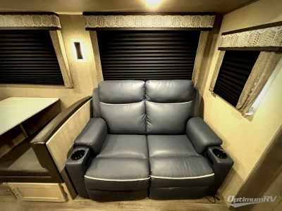 2023 Coachmen Catalina — photo 14 view
