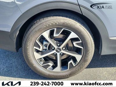 2025 Kia Sportage — photo 9 view