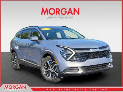 2025 Kia Sportage EX in Everlasting Silver — front three-quarter view