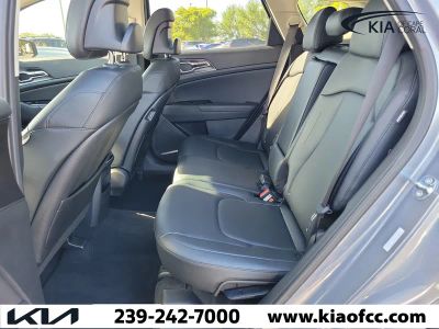 2025 Kia Sportage — photo 12 view