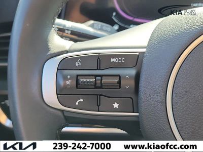 2025 Kia Sportage — photo 24 view