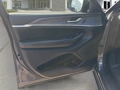 2023 Jeep Grand Cherokee L — photo 24 view